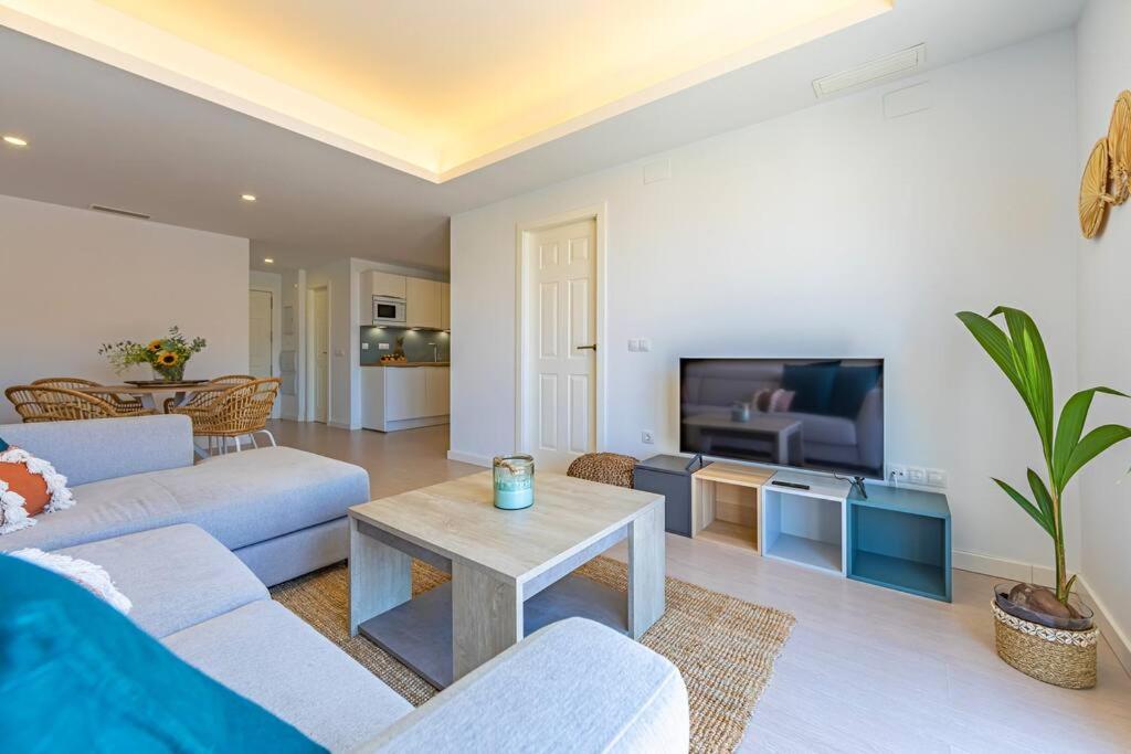 Apartament Ventura-centrico, Piscina, Balcon Wifi Y Parking *